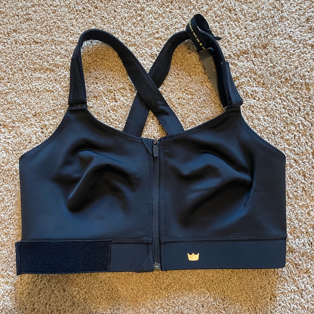 Shefit 4Luxe Sports Bra black with gold